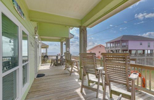 Steps to Shore! Just Beachy Home with Deck and Views - Foto 25