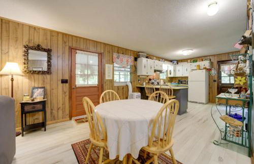 Smoky Mtn Hideaway Screened Porch and Fire Pit - Foto 8