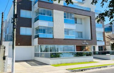 Apto duplex Lagoa do Violão - Foto 1