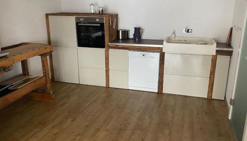 Schöne Wohnung mit Sonnenterrasse und Kamin - Foto 2