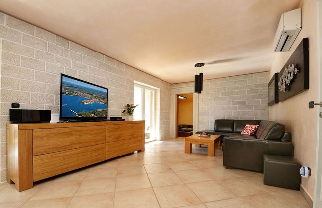 Cozy Holiday Home in Rogovici With Swimming Pool - Foto 10