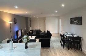 New Modern and Spacious 2BR In The Heart of Burnley with Free Private Parking - Foto 36