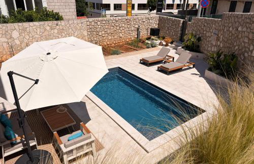 Apartments Corner - Photo 2