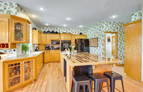 Country Living with Spacious Yard Sibley Home! - Foto 10