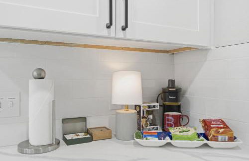 Walk to SXSW Venue, 2025 New Build Beauty at UT, Downtown, King Beds - Foto 16