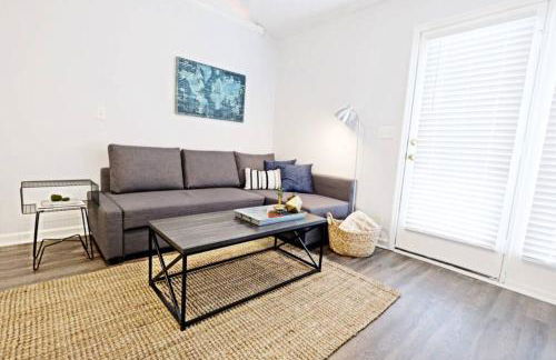 Dwell Proper 2 Bedroom Condo - Foto 1