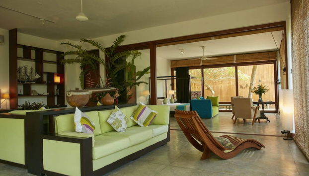 Coin salon dans le hall