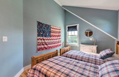 Luxe Waterfront East Quogue Home with Beach On-Site! - Foto 21