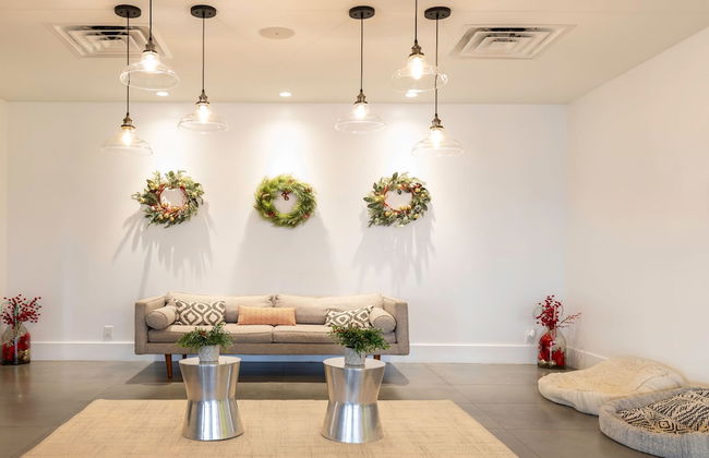 Entire Studio With Free Shuttle to Disney - Foto 41