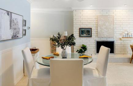 Oceanfront Gem w Balcony Pool Hot Tub Carbon Beach Access Bluewater Haven by AvantStay - Photo 10