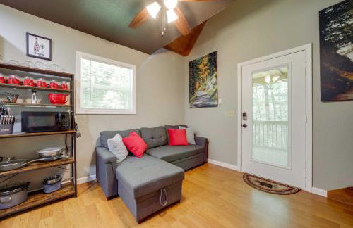 Private Hot Tub, Yard Pet-Friendly Whittier Cabin - Foto 4