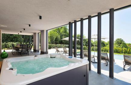 Modern villa Damian with jacuzzi near Porec - Foto 3