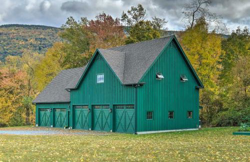Luxe Green Barn Near Skiing with Mt Equinox Views! - Foto 3
