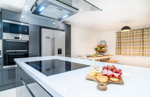 4x Bed Luxurious Home With a View - Foto 49