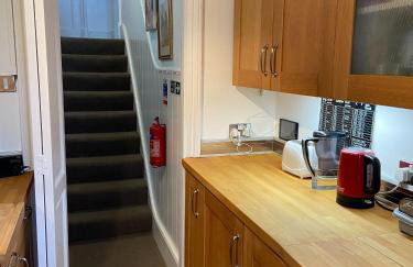 Deluxe Three Bed BnB in Henley-on-Thames near Station River & Town Centre - Foto 21