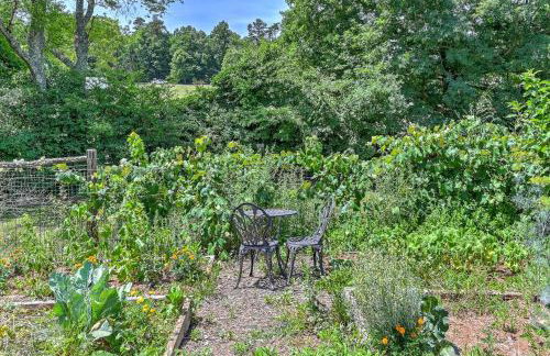 Romantic Garden Studio - 1BR - Indoor Fireplace - Foto 23