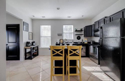 Honey, I’m Home near Savannah - Seen on HGTV - Photo 7