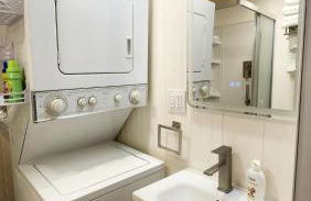 Tiny House Living with In Unit Laundry Steps from Kaiser - Foto 30