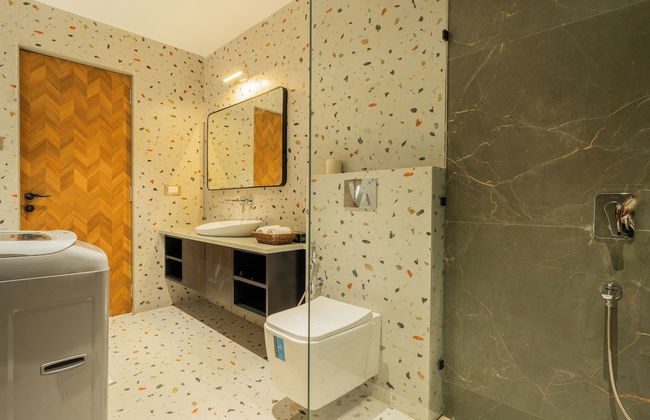 ELIVAAS Kamerios Maris 1 BHK Jacuzzi - Photo 32