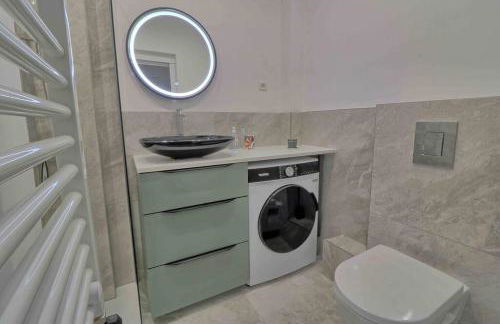 Accès direct Promenade Des Anglais - Negresco - Foto 5