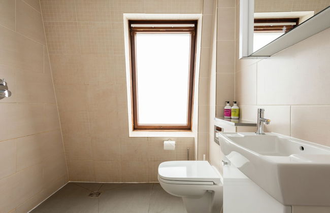 The Paddington Mews - Comfortable & Elegant 3BDR Paddington House - Photo 29