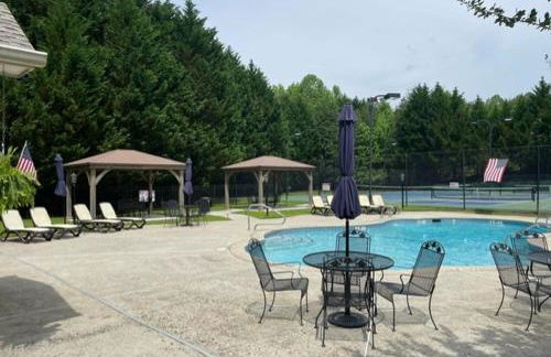 Walk to Helen Downtown-Gated Golf Resort - Foto 50