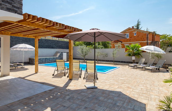 Villa Mira - Photo 15