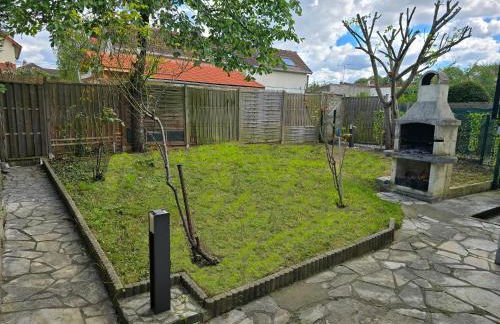 Maison Paris, Vallée Village, Disney & Astérix - Foto 11