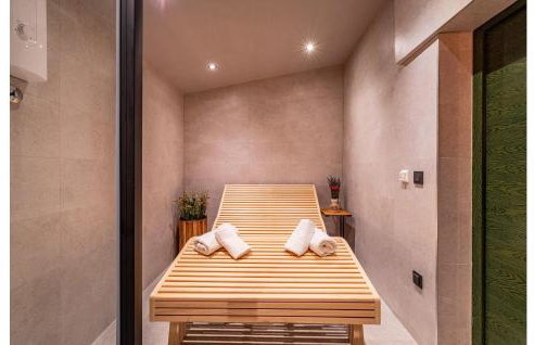 3 Bedroom Beautiful Home In Lisicic - Foto 9