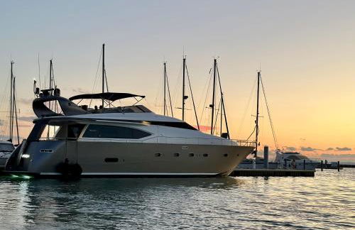 MotorYacht 21 avec équipage - Photo 56