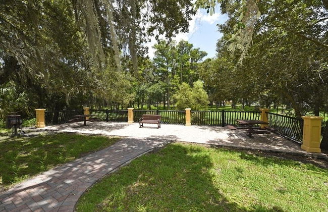 Lakeside 4-bed Pool Home At Villa Sol 4 Bedroom Home by Redawning - Foto 20