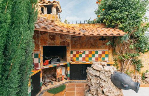 chalet, villa rodeada de naturaleza piscina a doce klm de Valencia y 7 del aeropuerto - Photo 42