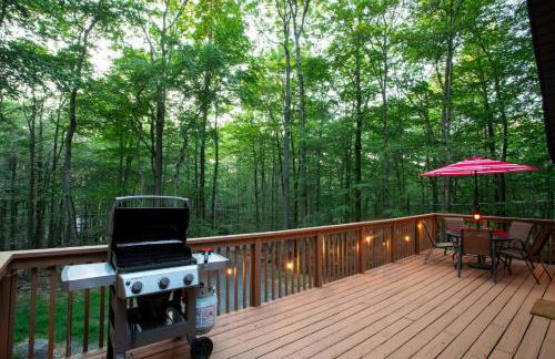 Gorgeous Chalet in the Poconos w/ Hot Tub! - Foto 19