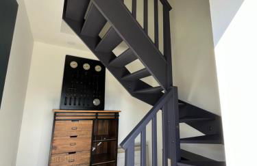 L'Escapade - PARIS 20 min - DISNEY 25 min - GARE 3 min à pied - PARKING - Confortable & Moderne - Free WIFI - Foto 15