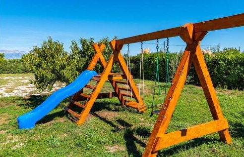 Four-Bedroom Holiday Home In Suhovare - Foto 14