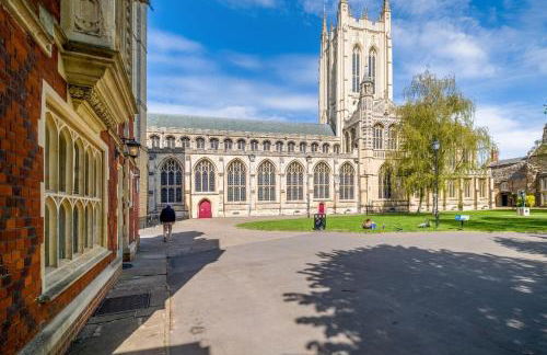 Tower Cottage - Medieval Grid Townhouse - Foto 16