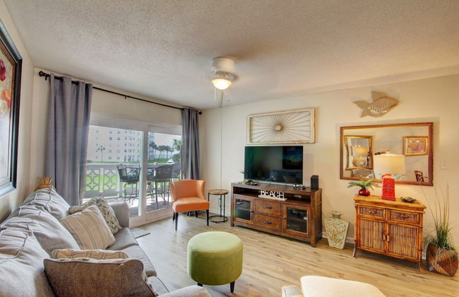 224 El Matador 1 Bedroom Condo by RedAwning - Photo 7