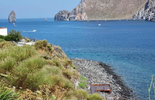 Isole Eolie, Vulcano - Favoloso bivani con piscina acqua di mare e vista sulle isole eolie - Foto 13