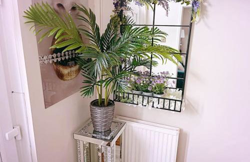 The Serene Stays - 3 Bed Home in Oldham Manchester - Foto 5