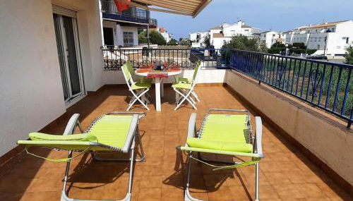 Apartamento Confortable en Sant Genís, Llançà – Cerca de Playa y Actividades F - ES-170-44 - Foto 4
