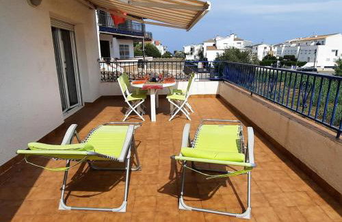 Apartamento Confortable en Sant Genís, Llançà – Cerca de Playa y Actividades F - ES-170-44 - Foto 4