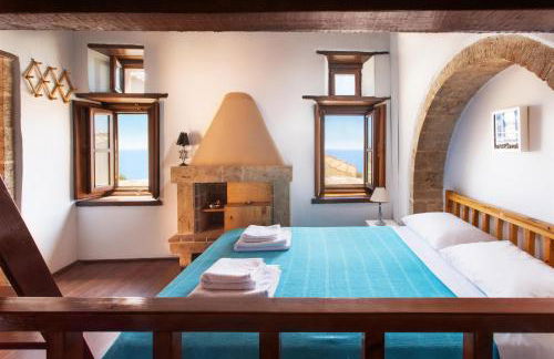 Ypatia Cozy Castle Suite Apartment with Loft - Foto 5