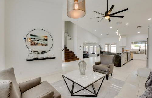 7 Mi to State Farm Stadium Family Home with Pool - Foto 5