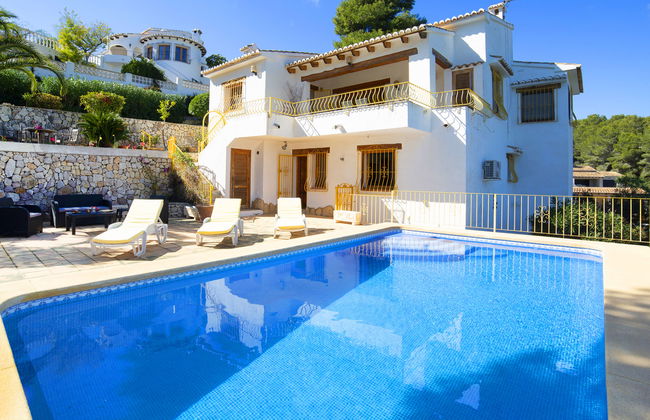 3 bedroom House in Benissa with private pool and garden - Photo 1