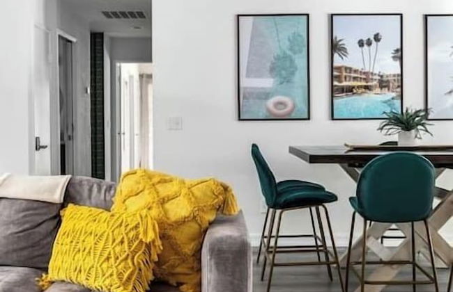 Poolside Palm Springs Paradise - Foto 19