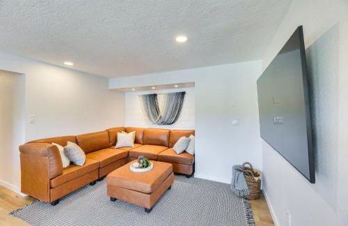 Waterfront Washington Getaway with Hot Tub and Deck! - Foto 4