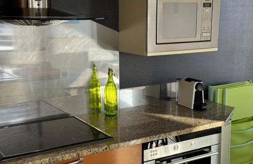 Appt 4 pers, centre-ville tout à pieds, plage 300m, aperçu mer, très calme parking privé, possibilité garage et location vélos électriques - Foto 22