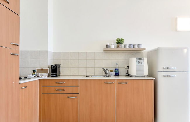 Spacious Sea View Apartment - Photo 21