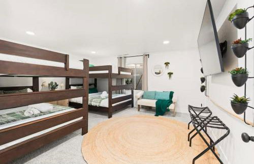 Fam Retreat, Hot Tub, BBQ, Ski, Game Room, Backyard - Foto 18