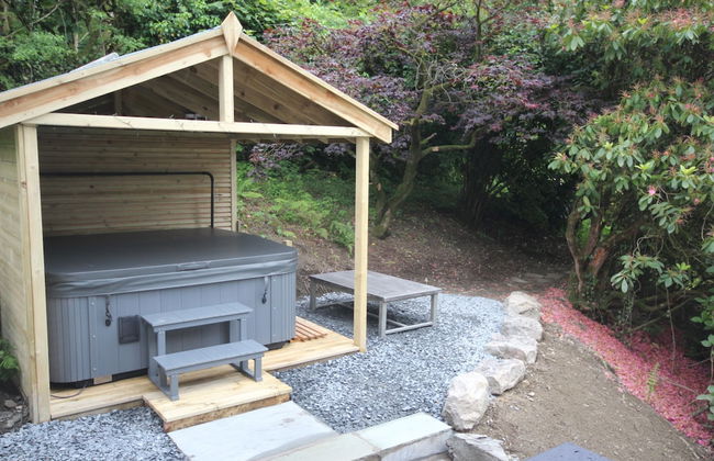 Lakes Apartments - Photo 12